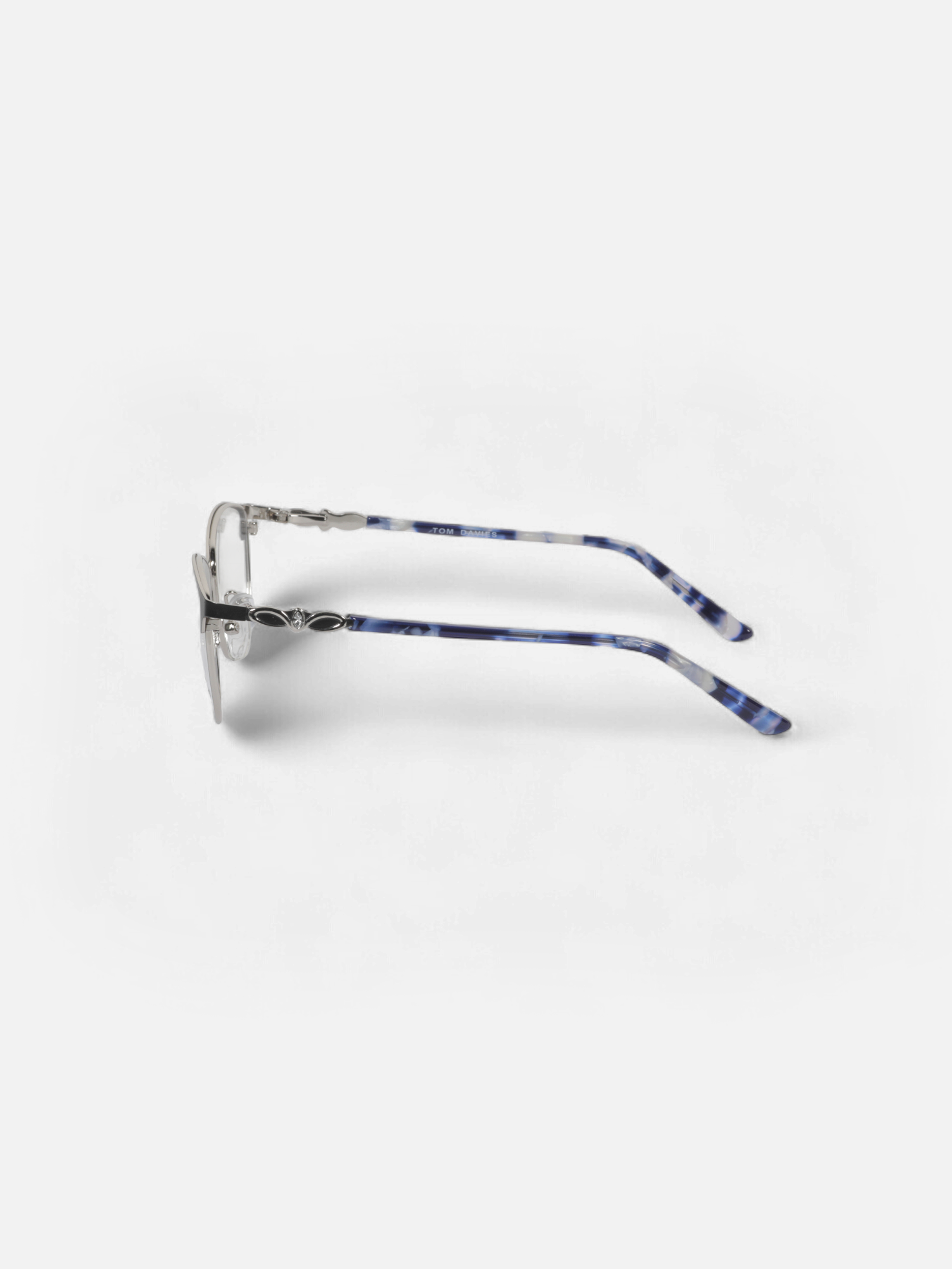 Kornize Optike - Tom Dewis, H8810 - Tom Dewis,