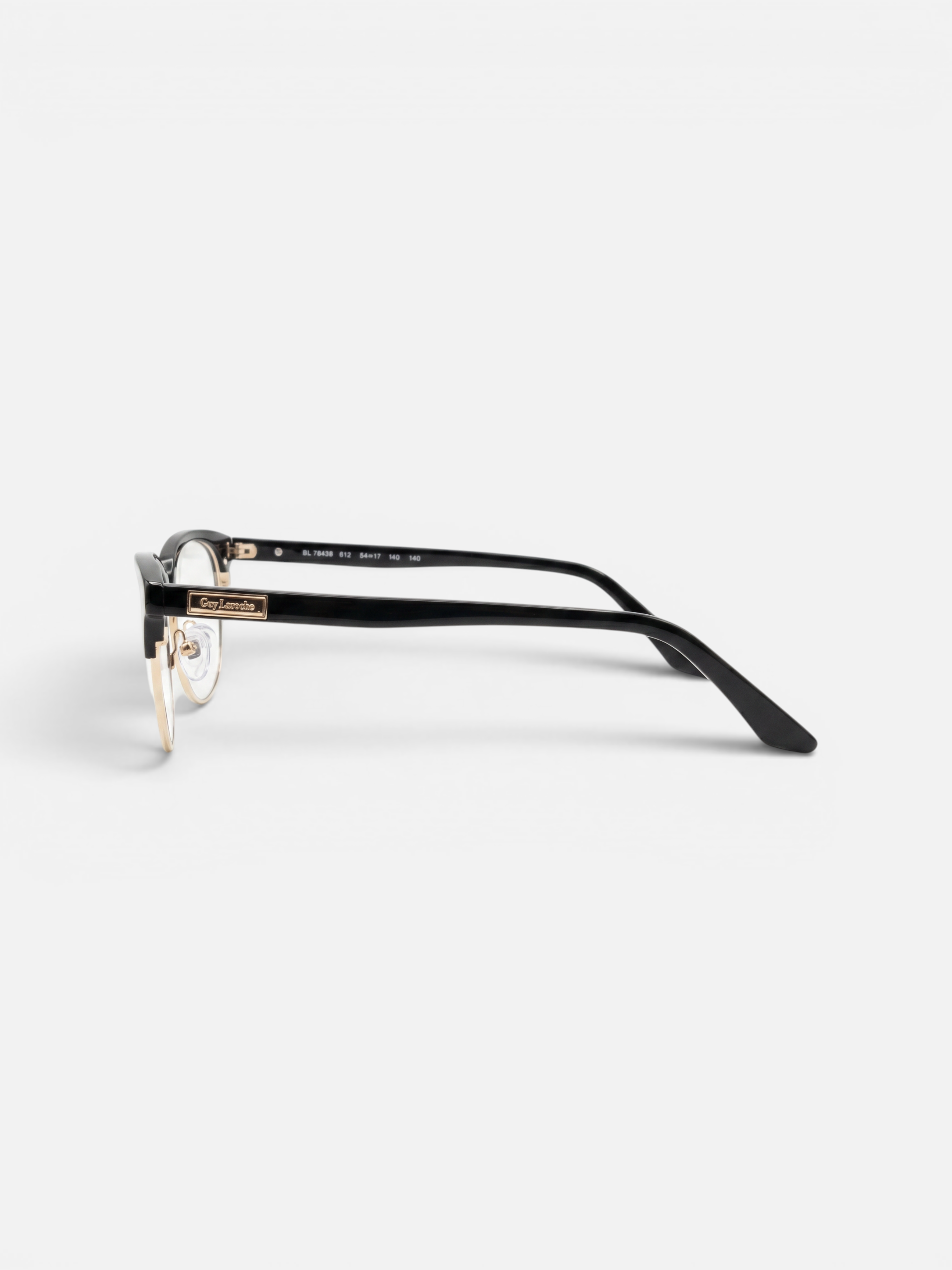 Kornize Optike - Guy Laroche